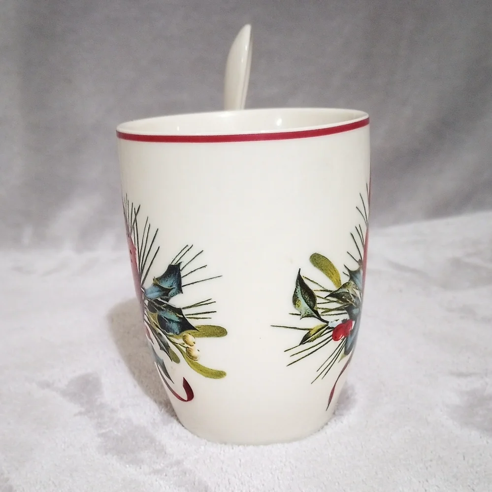 Lenox Winter Greetings Cardinal Hot Cocoa Mug & Spoon